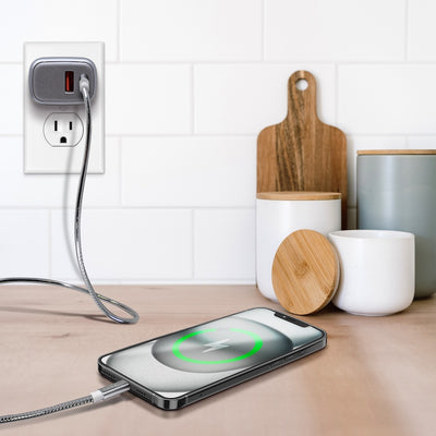 Nicole Miller Universal Rapid Charging Bundle - Silver